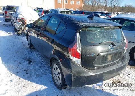 2016 Toyota Prius C Two from USA, damaged, VIN JTDKDTB35G1124856